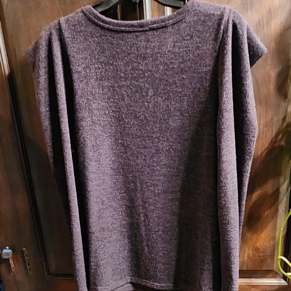 Vocal Sweater. Item #2760 - Picture 8 of 8